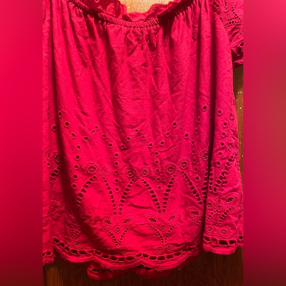 Women’s Off-Shoulder Eyelet Top in Red